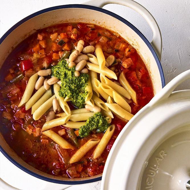 バーミキュラ オーブンポットラウンド22cm（パールグレー） | 鍋 なべ 調理器具 VERMICULAR エナメル加工 キッチン用品 高級感 おしゃれ 人気 おすすめ 無水調理 焼き料理 グリル料理 朝食 卵料理 パン料理 ヘルシー 長持ち ギフト プレゼント 送料無料