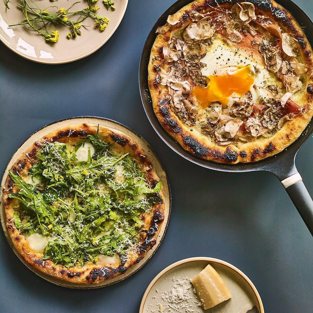 バーミキュラ フライパン オーブンセーフスキレット28cm＋専用ステンレスリッド【スマートパッケージ】 | フライパン 調理器具 キッチン用品 VERMICULAR 無水調理 エナメル加工 オーブン対応 高級感 おしゃれ グリル 長持ち ギフト プレゼント 人気 おすすめ 送料無料