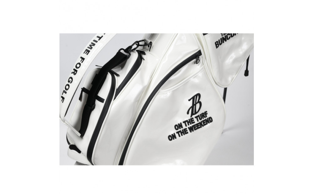 BUNCUREY　スタンド型キャディーバッグ（BM23SS-16-030）〈ホワイト〉