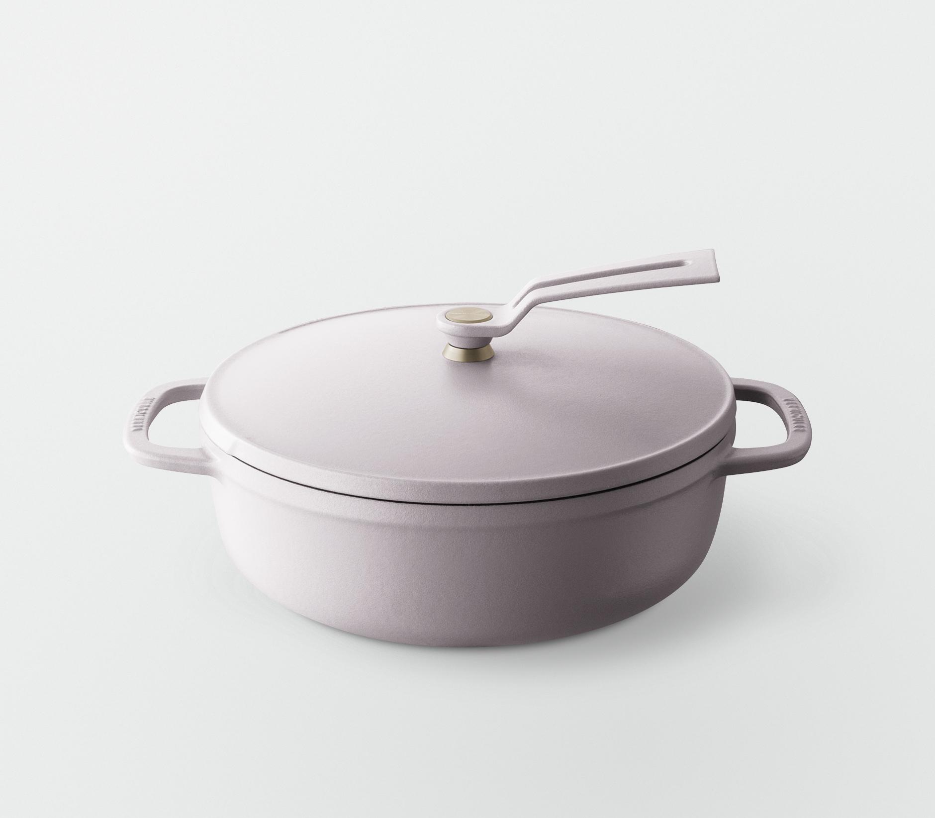 バーミキュラ オーブンポット2 22cm 浅型（マットクラウドピンク／セルフスタンディングリッド） | 鍋 なべ ホーロー鍋 調理器具 キッチン用品 VERMICULAR ガス火 ガス IH IH対応 エナメル加工 高級感 おしゃれ 無水調理 煮込み 蒸し 焼き 長持ち ギフト プレゼント 人気 おすすめ 送料無料