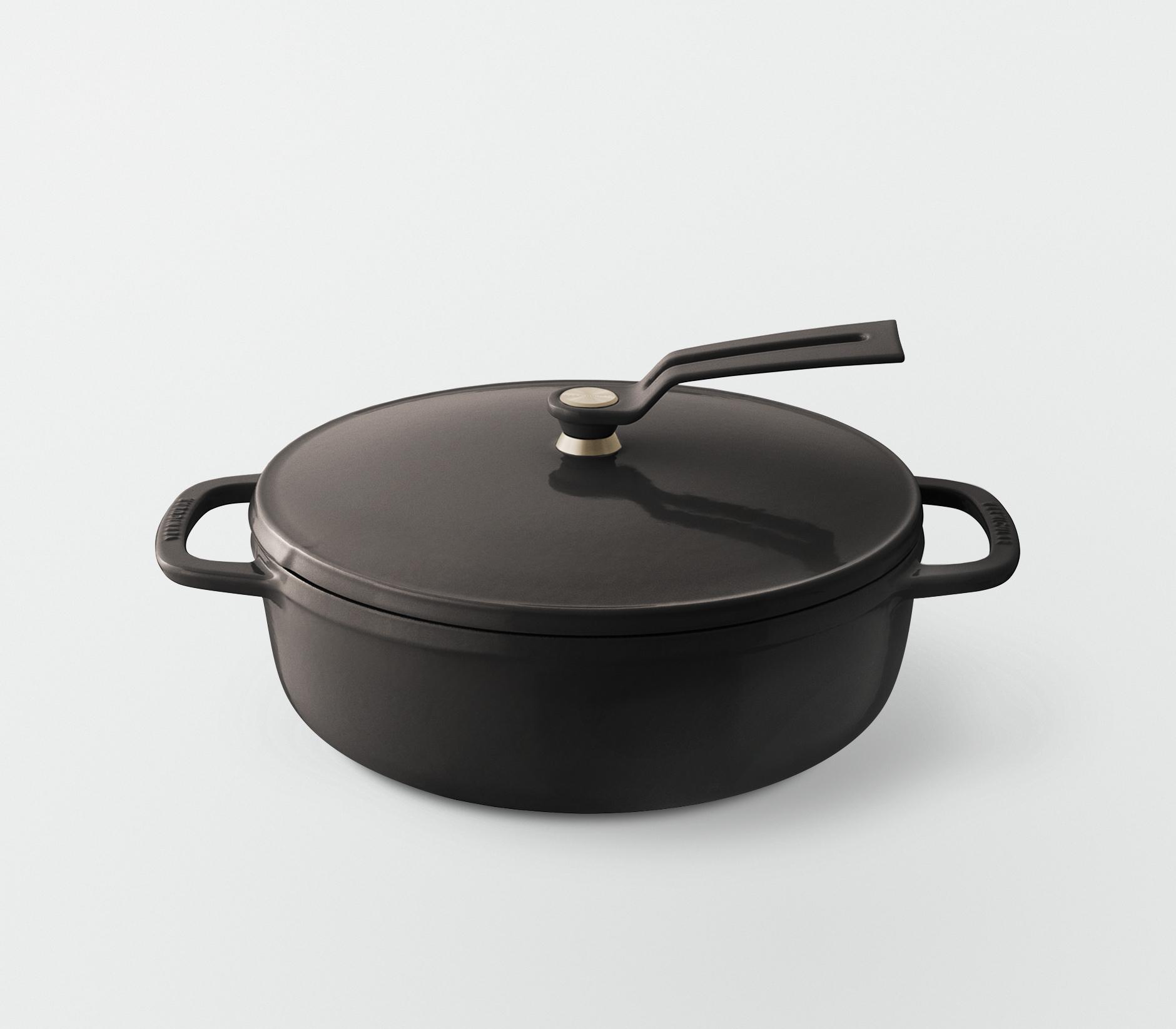 バーミキュラ オーブンポット2 22cm 浅型（ヘーゼルナッツブラウン／セルフスタンディングリッド） | 鍋 なべ ホーロー鍋 調理器具 キッチン用品 VERMICULAR ガス火 ガス IH IH対応 エナメル加工 高級感 おしゃれ 無水調理 煮込み 蒸し 焼き 長持ち ギフト プレゼント 人気 おすすめ 送料無料