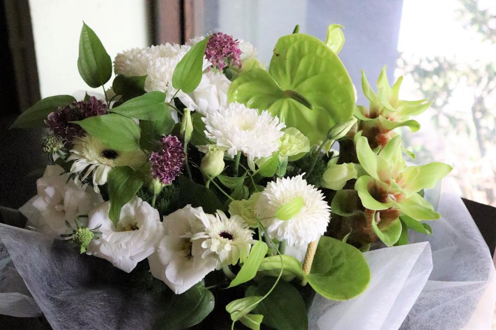 フラワースクール名古屋フラワー学院/受講割引券　10000円分（税込）～Atelier Moa併設教室～