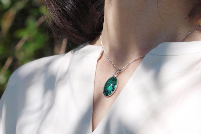 ★色：緑透★【尾張七宝窯元　加藤七宝製作所】楕円ペンダント