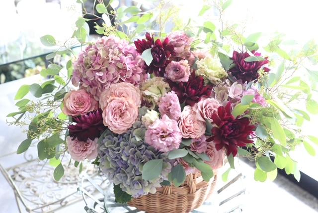 【定期便 12回】季節のおまかせフラワーアレンジメント