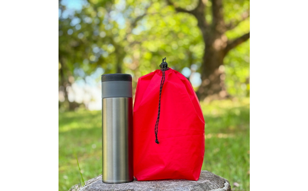 【M・3L・赤】　大きめナイロン巾着袋　スタッフバッグ　スタッフサック　バッグインバッグ　着替え袋