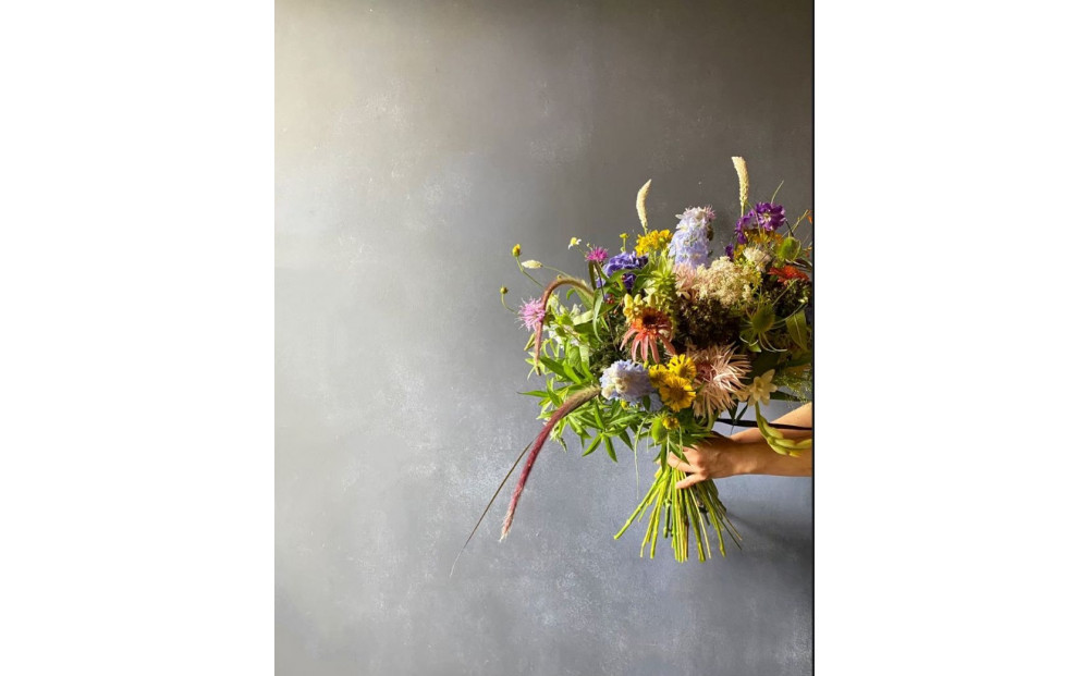 【定期便 3回】季節のお花・おまかせフラワーアレンジ