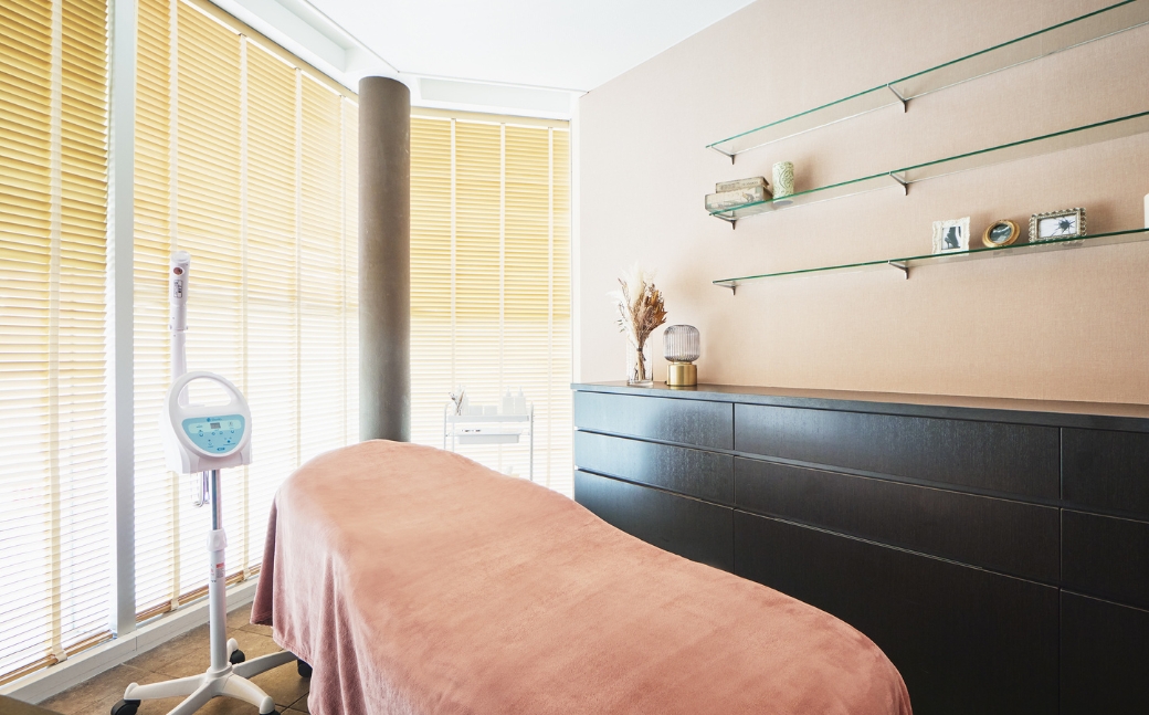 ホテルアークリッシュ豊橋 A.R.T. サロンプラネット エステチケット（70分コース）