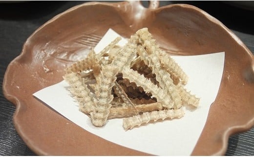 うなぎ割烹 一愼　手焼きうなぎ　ビック三種と骨せんべいセット