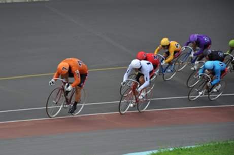 豊橋競輪本場開催（最終レース）のバンク内観戦