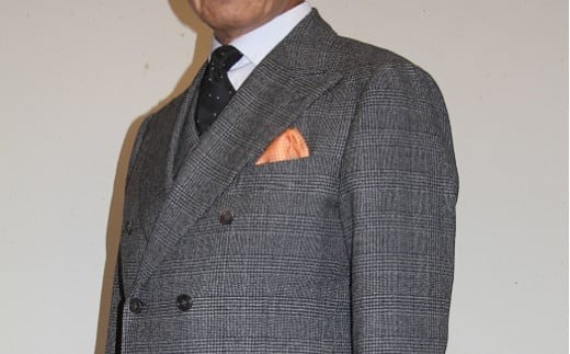 「とよはしの匠」が創るフルオーダーダブルスリーピーススーツ（仮縫付フルハンドビスポーク）