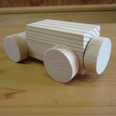 くるまセット(木製車1個、家2個、標識1個)