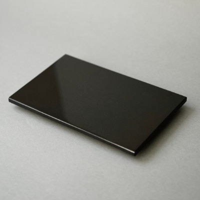 黒御影石の寿司下駄