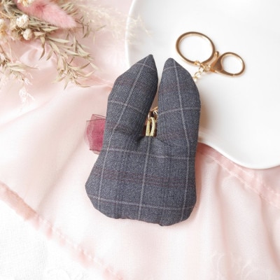 【高級スーツ生地使用】大人オシャレなうさぎのバッグチャーム