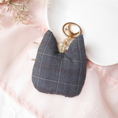 【高級スーツ生地使用】大人オシャレなねこのバッグチャーム