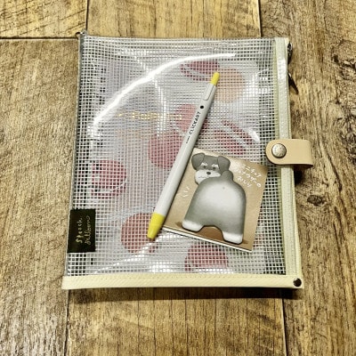 表紙がポーチになったカラードバインダーLの手帳　推し活に最高【SPEECHBALLOON】　ホワイト