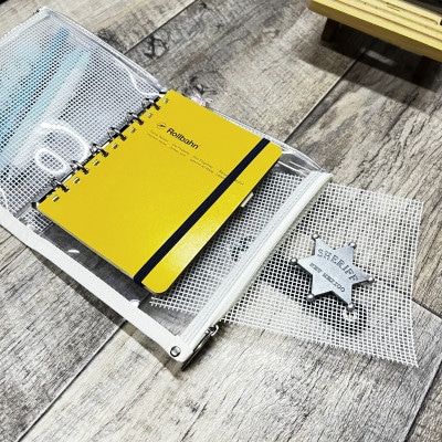 表紙がポーチになったM6ワイドサイズクリア手帳　推し活にも最高【SPEECHBALLOON】ホワイト