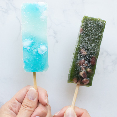 パーティーや手土産にピッタリ!高級感あふれるくずもちバー4種×4個【配送不可地域：離島】