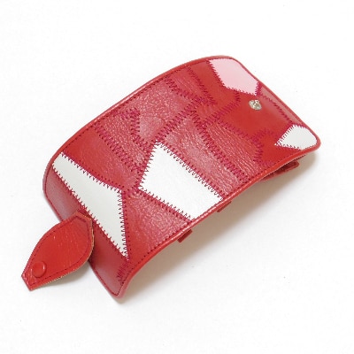 3つ折り財布 革のパッチワーク お札も小銭も入る「コロンとした小さなお財布」赤色