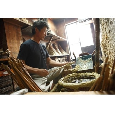 朱10匁(17cm)8本箱入り　国内産ハゼの実蝋を100%使用〈伝統工芸品　和ろうそく〉全工程手作り