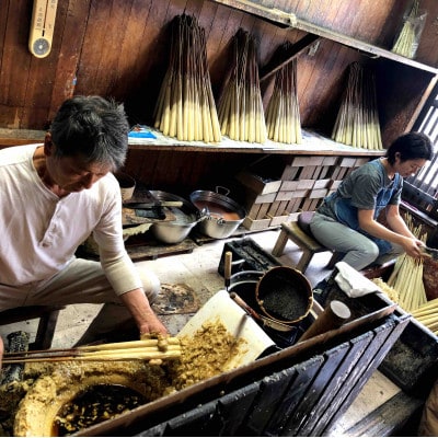 白　イカリ2匁(24本入り)全工程手作り国内産ハゼの実蝋を100%使用〈伝統工芸品　和ろうそく〉