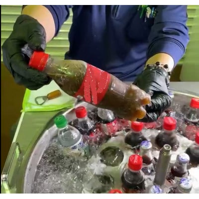 過冷却ドリンク製造機スラッシュアイス　手軽にフローズン!