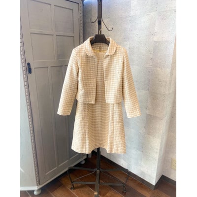 レディース　オーダースーツ専門店「レトル」フルオーダーチケット【30万円分】【配送不可地域：離島・北海道・沖縄県】