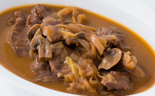 ミヤタ ～惣菜と牛肉料理～のハンバーグ・ビーフストロガノフ・国産牛ほほ肉の赤ワイン煮込みセット【配送不可地域：離島】