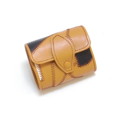 3つ折り財布 革のパッチワーク お札も小銭も入る「コロンとした小さなお財布」茶色