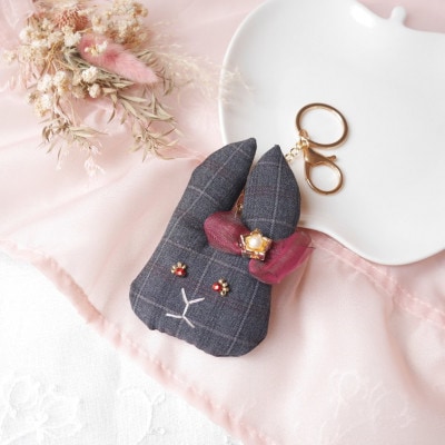 【高級スーツ生地使用】大人オシャレなうさぎのバッグチャーム