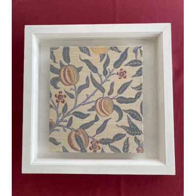 【ウィリアム　モリス】壁掛け　額縁セット　フルーツ　白