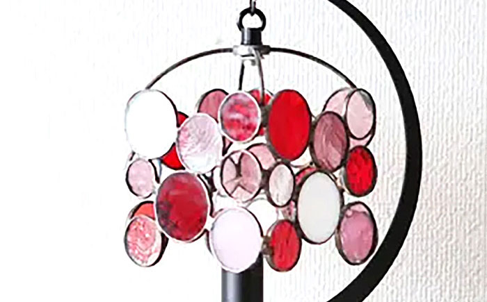 ステンドグラスのテーブルランプ チビ ベリー / ランプ オリジナル ギフト / 瀬戸市 / Ｎｉｊｉｉｒｏ　Ｌａｍｐ [BBAD047]