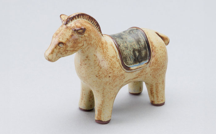【瀬戸焼】オブジェ　木馬　黄色（D10）【かしわ窯】/ オブジェ インテリア 木馬  / 瀬戸市[BBAJ026]