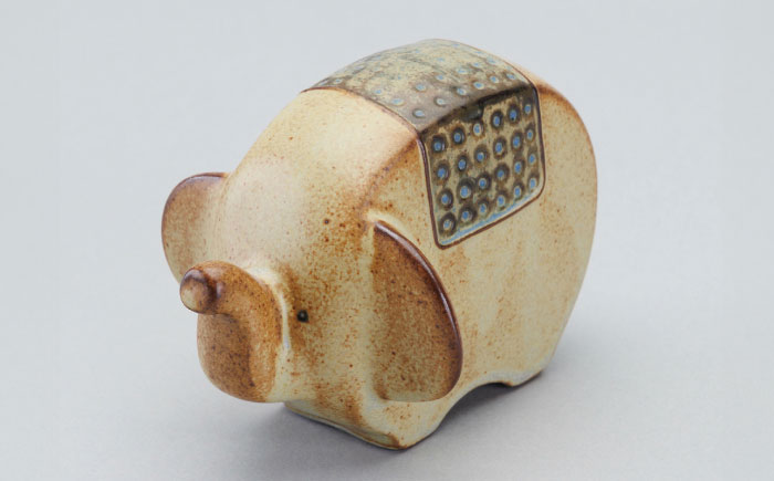 【瀬戸焼】 置物 ゾウ フラット 【かしわ窯】 / インテリア 雑貨 オブジェ ギフト / 瀬戸市 [BBAJ044]