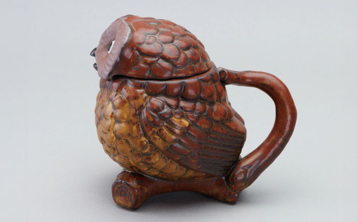 【瀬戸焼】 ティーポット 茶フクロウ 【かしわ窯】 / 食器 急須 ギフト / 瀬戸市 [BBAJ048]