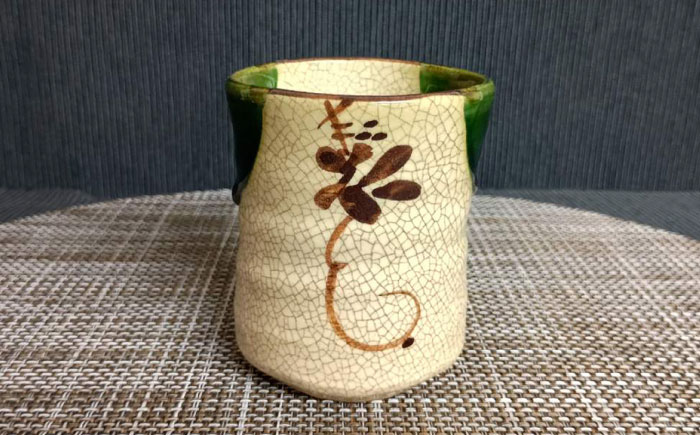 【瀬戸焼】織部つた柄長湯呑(大) 【愛窯工芸社】 / 湯呑 湯呑み 食器 和食器 / 瀬戸市 [BBAW009]