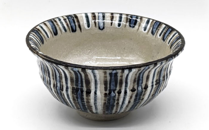 【瀬戸焼】瀬戸織部焼 呉須内外細十草飯碗【山長陶苑】 / 焼き物 やきもの 茶碗 皿 ご飯茶碗 [BBBH027]