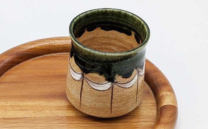 【瀬戸焼】赤織部鼓型湯呑 【山長陶苑】 / 湯呑 湯呑み 食器 和食器 / 瀬戸市 [BBBH053]