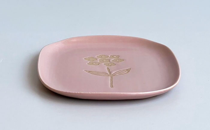 【瀬戸焼】wanohana中皿 2枚セット（桃）【株式会社カネ三商店】 / 皿 食器 ギフト プレゼント / 瀬戸市 [BBDD019] 桃