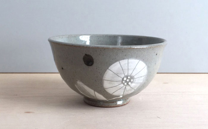 【瀬戸焼】 Ichirinka 一輪花飯椀 2個 (白) 【カネ三商店】 / 食器 茶碗 ご飯茶碗 ギフト / 瀬戸市 [BBDD035]