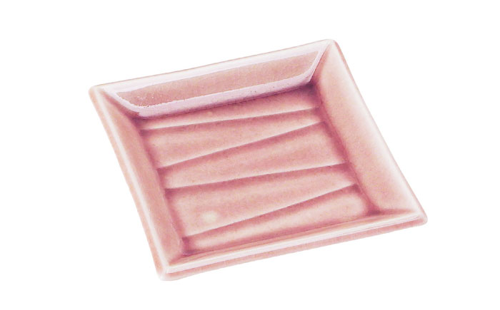 【瀬戸焼】削ぎ角皿小 貫入ローズピンク 2枚セット【ヤマハツクリタ株式会社】 / 食器 和食器 銘々皿 取皿 / 瀬戸市 [BBDV007] ローズピンク