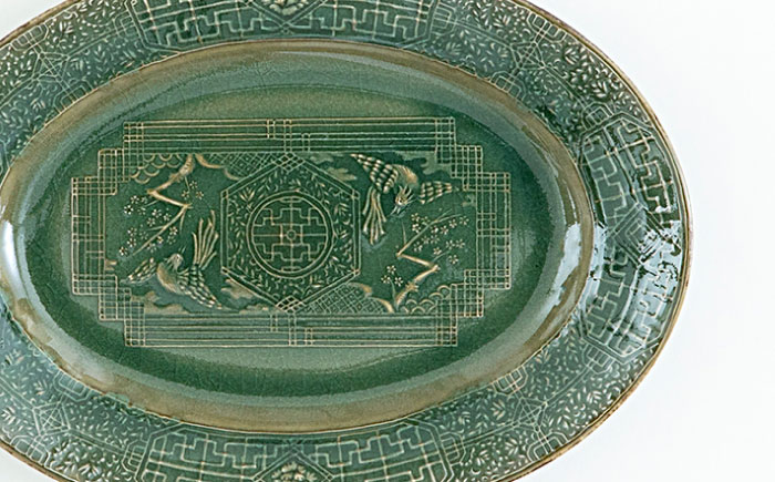 【瀬戸焼】 陽刻 シノワズリ-M 1枚 / 瀬戸市 / 【SUIYO】 / 食器 電子レンジ対応 皿 小皿 ギフト [BBAF010]