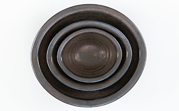 【瀬戸焼】 Kari 黒金 3サイズセット / 瀬戸市 / 【SUIYO】 / 食器 電子レンジ対応 皿 セット ギフト [BBAF012]