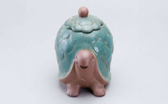 【瀬戸焼】動物のポット カメ【かしわ窯】 / 瀬戸焼 ギフト ポット ティーポット 急須 茶器 [BBAJ007]