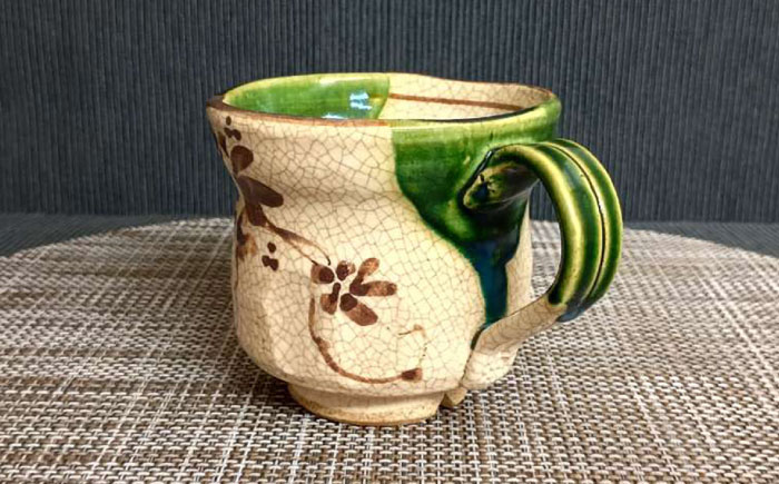 【瀬戸焼】織部マグ(大) 【愛窯工芸社】/ マグカップ コップ 食器 和食器 / 瀬戸市 [BBAW010]