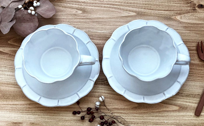 【瀬戸焼】 hana ティーカップ 2客4点セット 【株式会社まるたか水野コーポレーション】 / 食器 カップ ソーサー 皿 / 瀬戸市 [BBBF023]