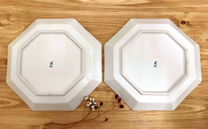 【瀬戸焼】 八角メイン皿 ペア アイボリー 【まるたか水野コーポレーション】 / 食器 皿 プレート 陶器 / 瀬戸市 [BBBF028]