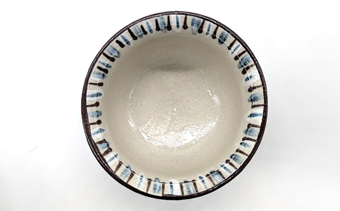 【瀬戸焼】呉須内外細十草陶碗 大（004-0139）【山長陶苑】 / 碗 食器 和食器 / 瀬戸市 [BBBH057]