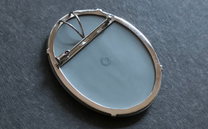 グランカメオ 羊飼いの少女（特大） ブローチ ペンダントトップ / アクセサリー 装飾品 ブローチ ペンダント カメオ アンティーク レトロ / 瀬戸市 / 陶華 [BBCD003]