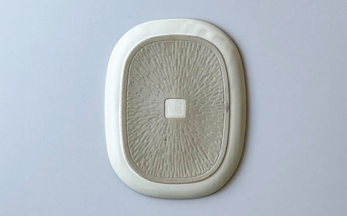 【瀬戸焼】wanohana中皿 2枚セット（白）【株式会社カネ三商店】 / 皿 食器 ギフト プレゼント / 瀬戸市 [BBDD017] 白