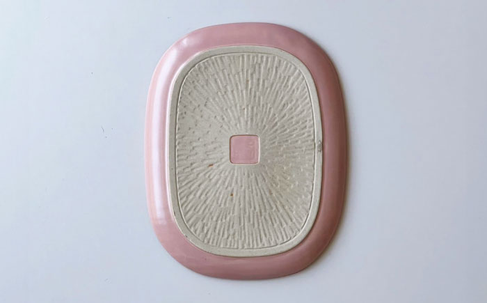 【瀬戸焼】wanohana中皿 2枚セット（桃）【株式会社カネ三商店】 / 皿 食器 ギフト プレゼント / 瀬戸市 [BBDD019] 桃